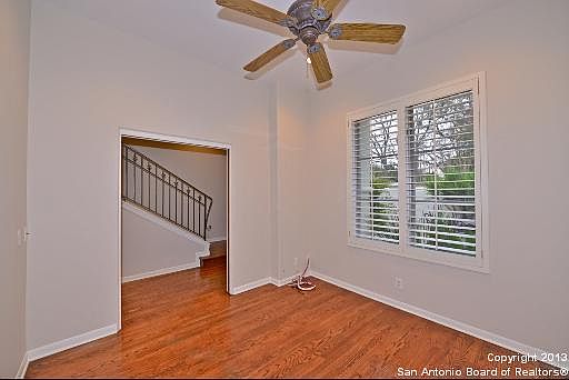 5th image of 135 SAINT DENNIS AVE #135