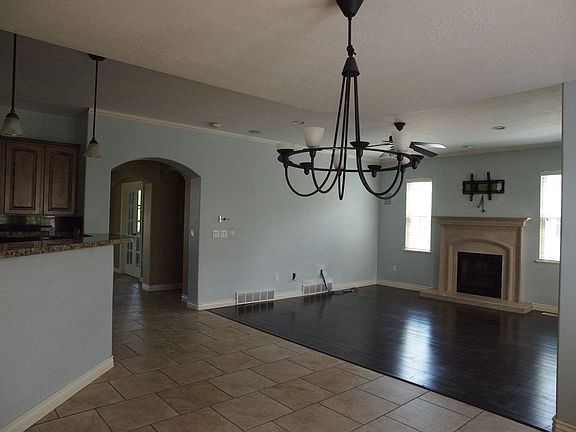 5th image of 10934 S Tahoe Way