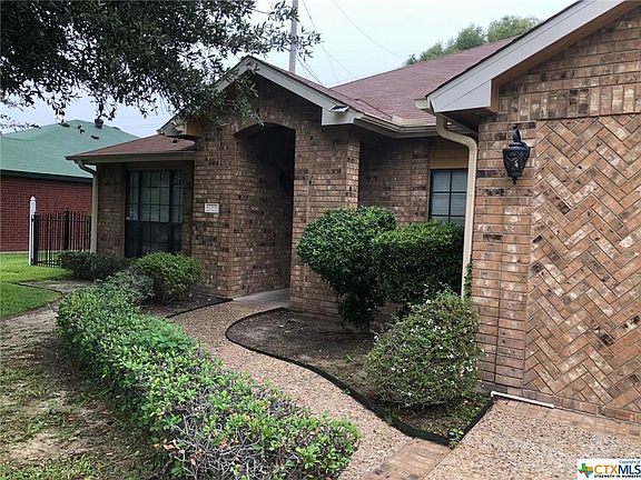 2nd image of 2102 Heights Dr