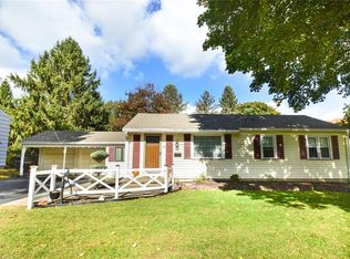 10 Lonran Dr, Rochester, NY 14624