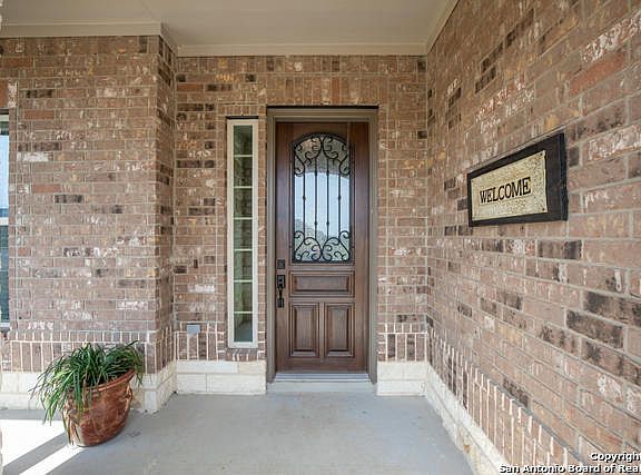 2nd image of 108 Stablewood Ct