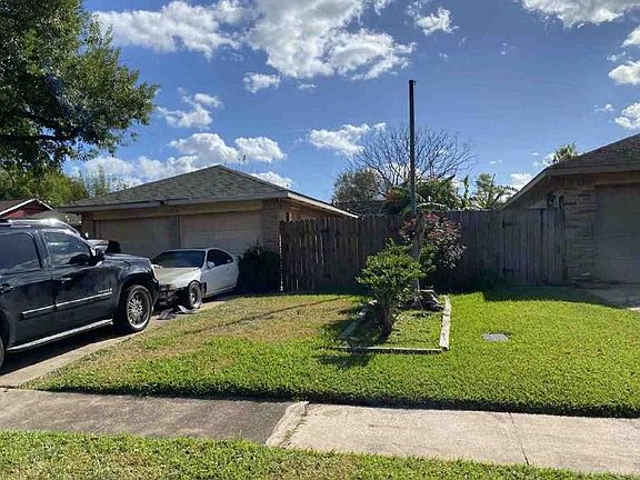 2nd image of 16251 Villaret Dr