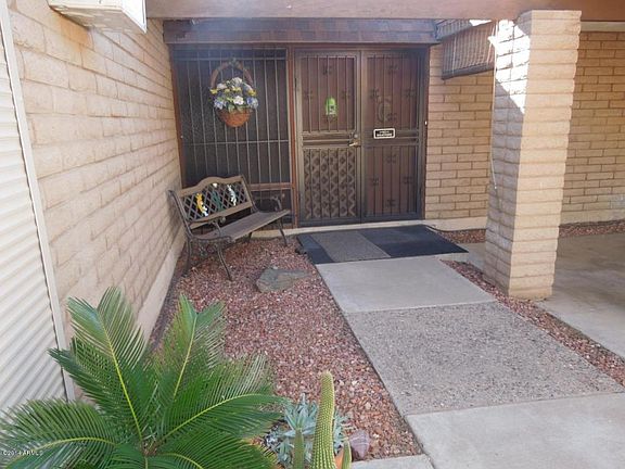 3rd image of 1315 E Townley Ave