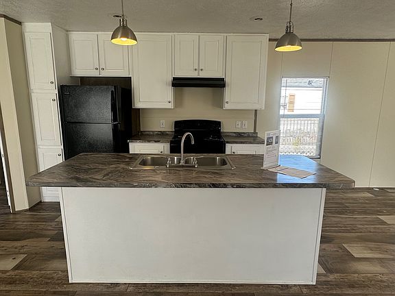 4th image of 5515 118th St Lot 218