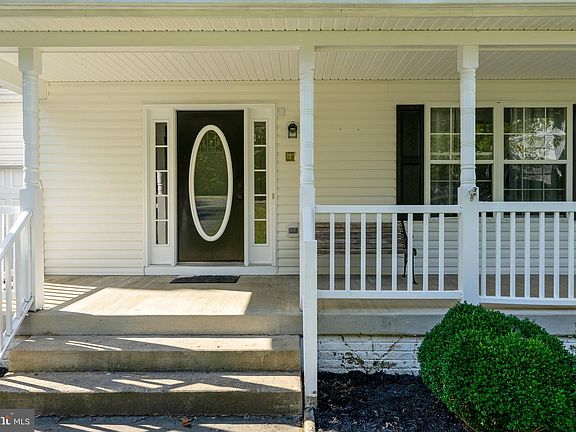 2nd image of 10504 Watford Ln