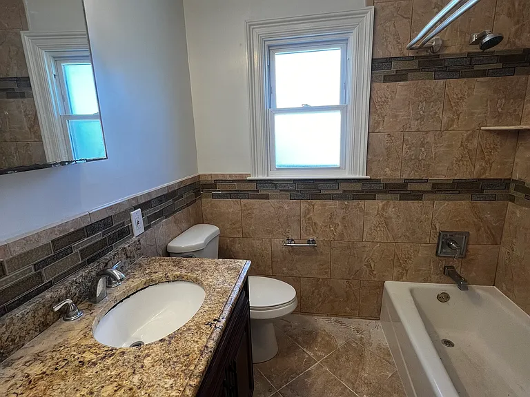 Briggs Ave — Photo 5