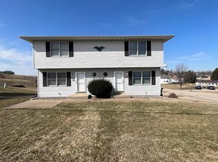 2085 Radford Rd, Dubuque, IA 52002