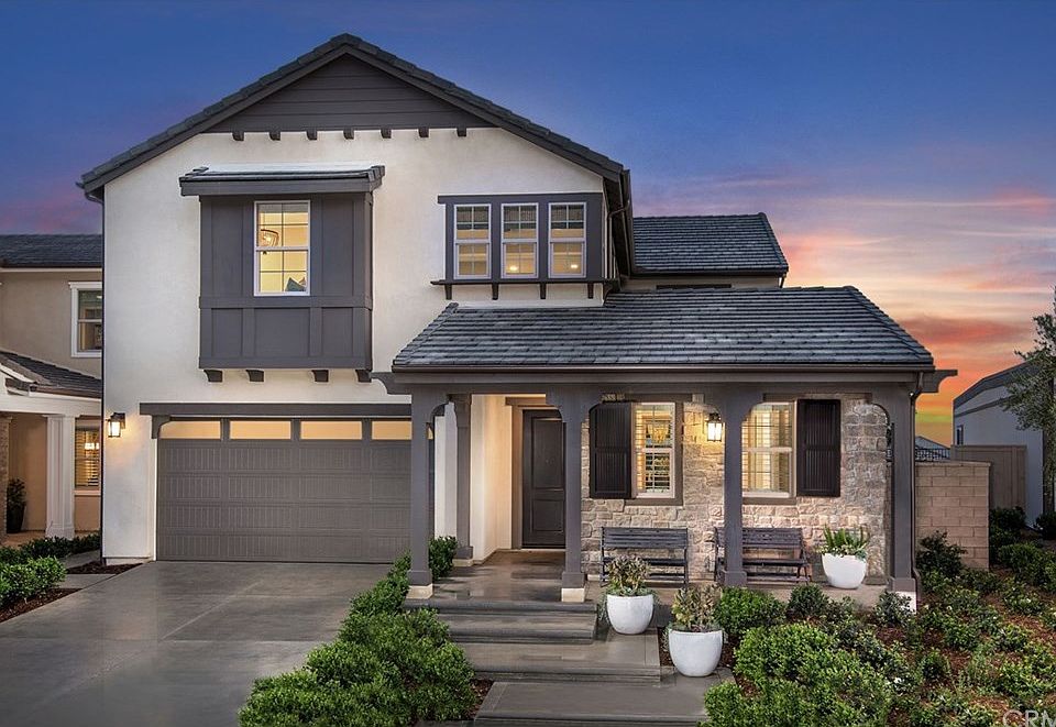 1st image of 748 E Orange Blossom Way