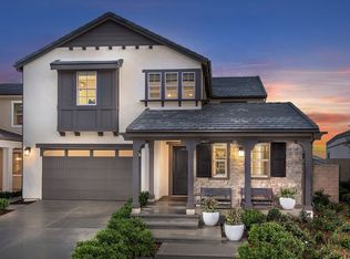 748 E Orange Blossom Way, Azusa, CA 91702