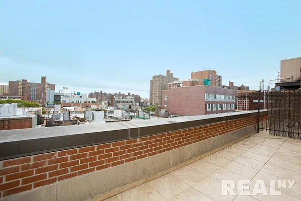 Rented by REAL New York | media 33