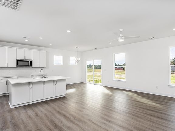 7th image of this home