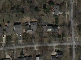 1703 E Illinois St, Wheaton, IL 60187