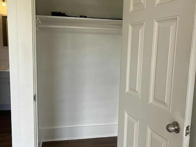 2409 Winston Ave #C — Photo 11