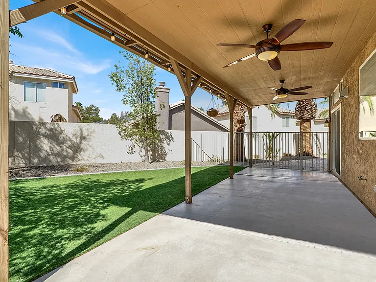 133 Serenade Ct — Photo 28
