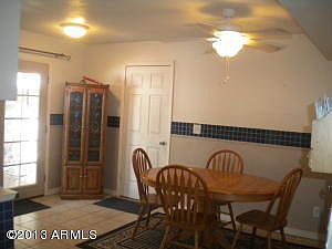 3rd image of 603 S 75th Pl