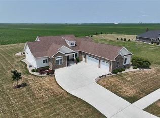 177 Shadow Ridge Blvd, Forsyth, IL 62535