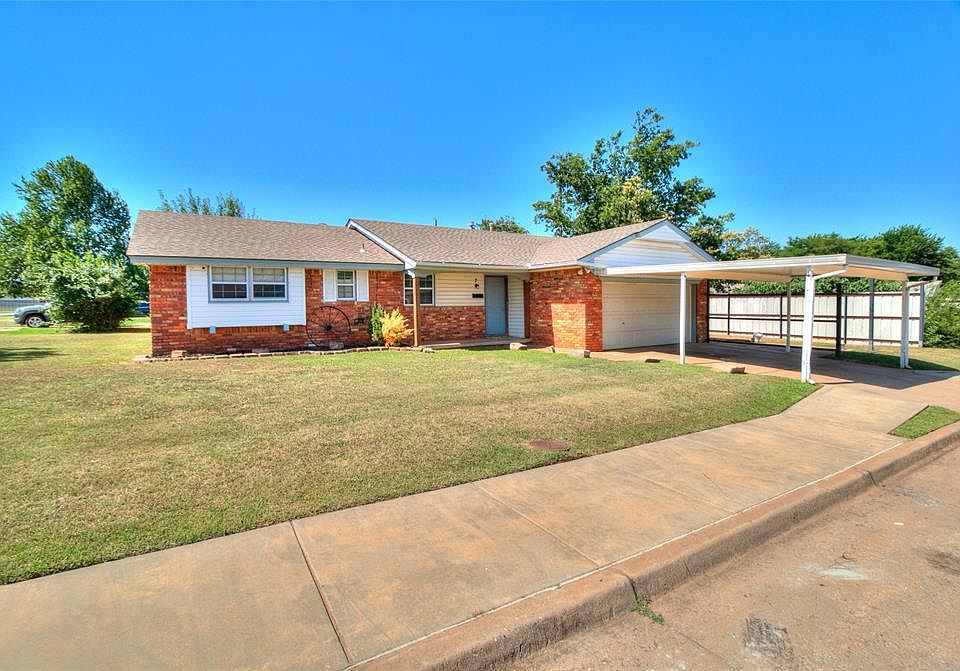 1st image of 2 Philbrook Dr