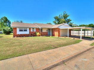 2 Philbrook Dr, Oklahoma City, OK 73109
