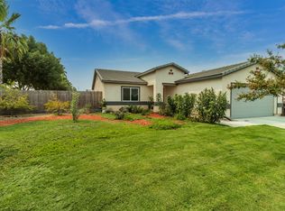 541 Blossom Dr, Chowchilla, CA 93610