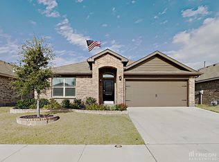 809 Wylie St, Crowley, TX 76036