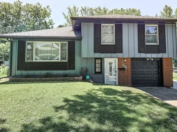 8307 E 92nd Ter, Kansas City, MO 64138