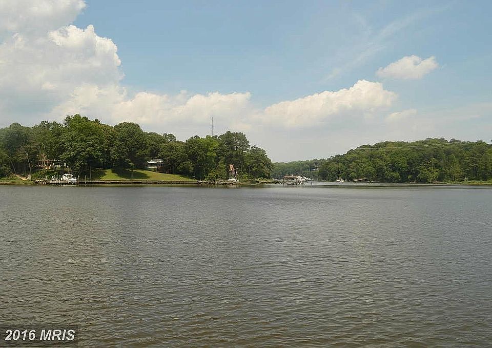 Saint Leonard Creek