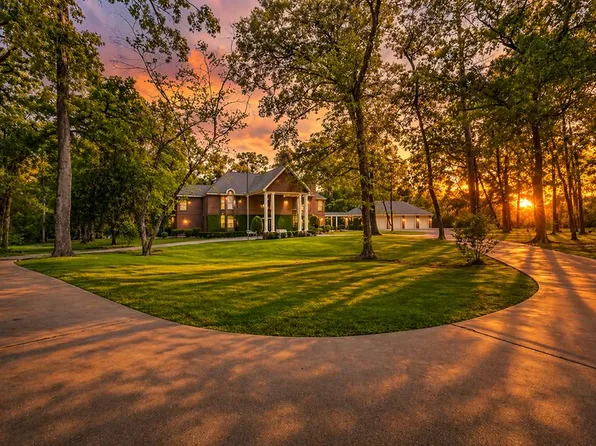 1003 Harmony Hill Dr, Lufkin, TX 75901