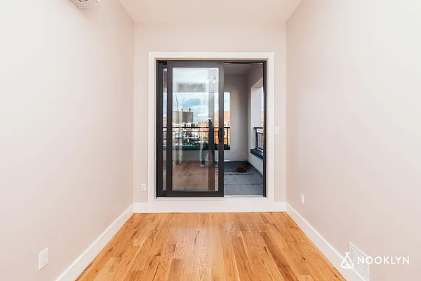 Rented by Nooklyn NYC LLC | media 20