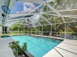 2477 Stonegate Dr, Wellington, FL 33414