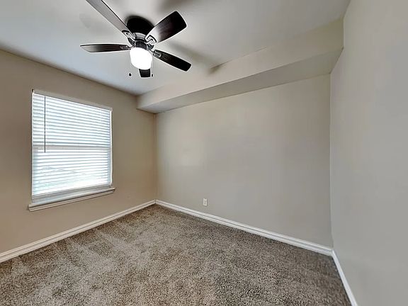 4th image of 809 Woodleigh Dr