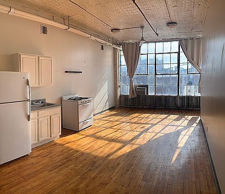 1st image of 57 Thames St APT 2R