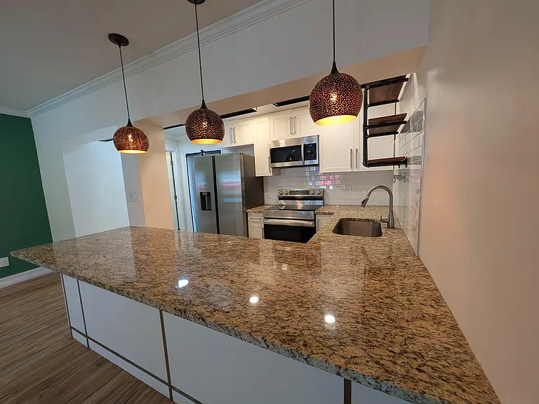 1629 NW 5th Ave — Photo 30