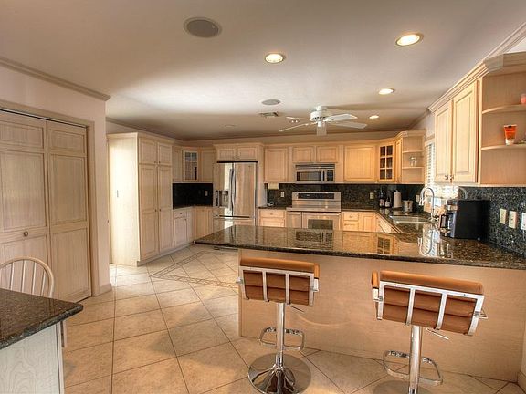 4th image of 1461 NE 56th Ct
