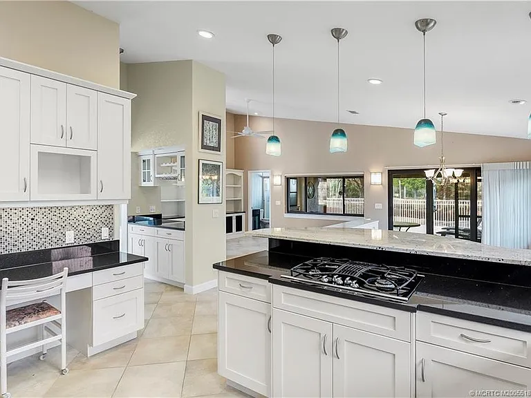 4194 SW Gleneagle Cir — Photo 17