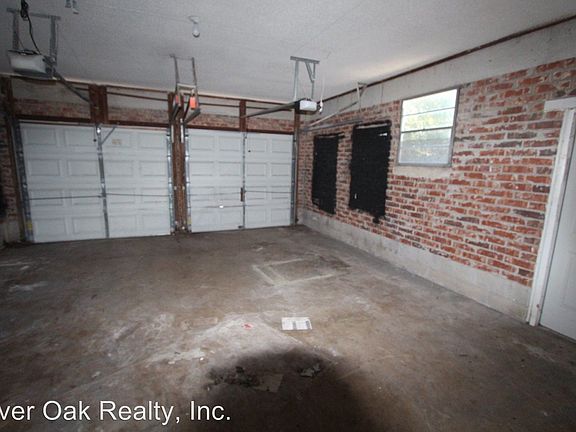 5th image of 1211 Grove Park Dr