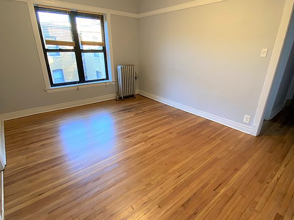 5th image of 1855 W Berenice Ave #2