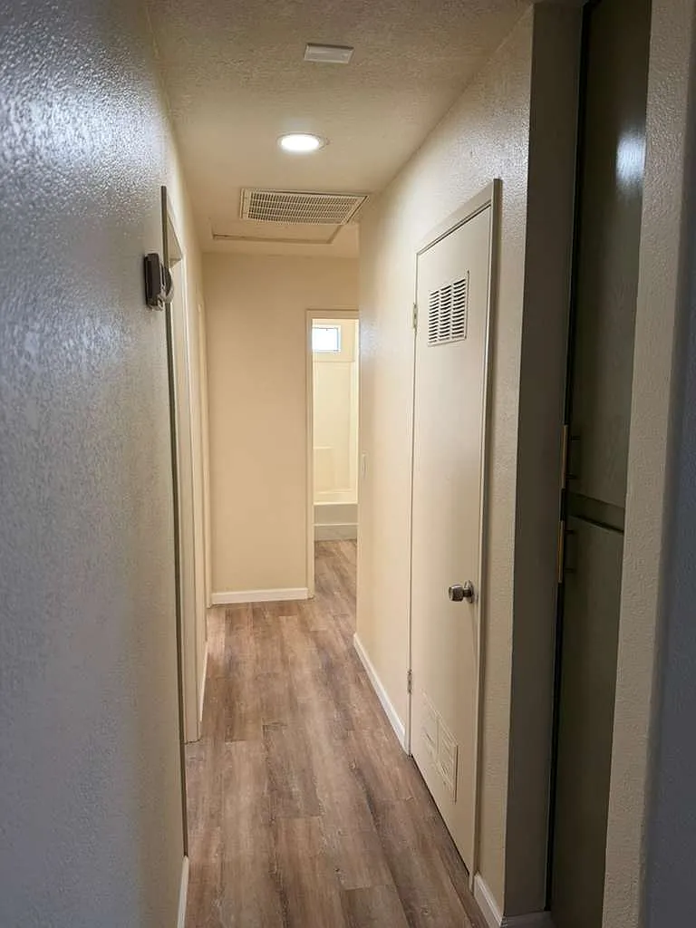 120 Andrade Ave — Photo 4