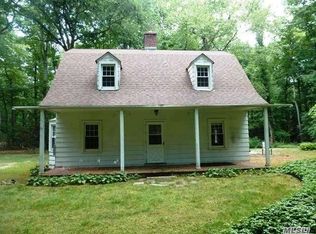 (Undisclosed Address), Cold Spring Harbor, NY 11724