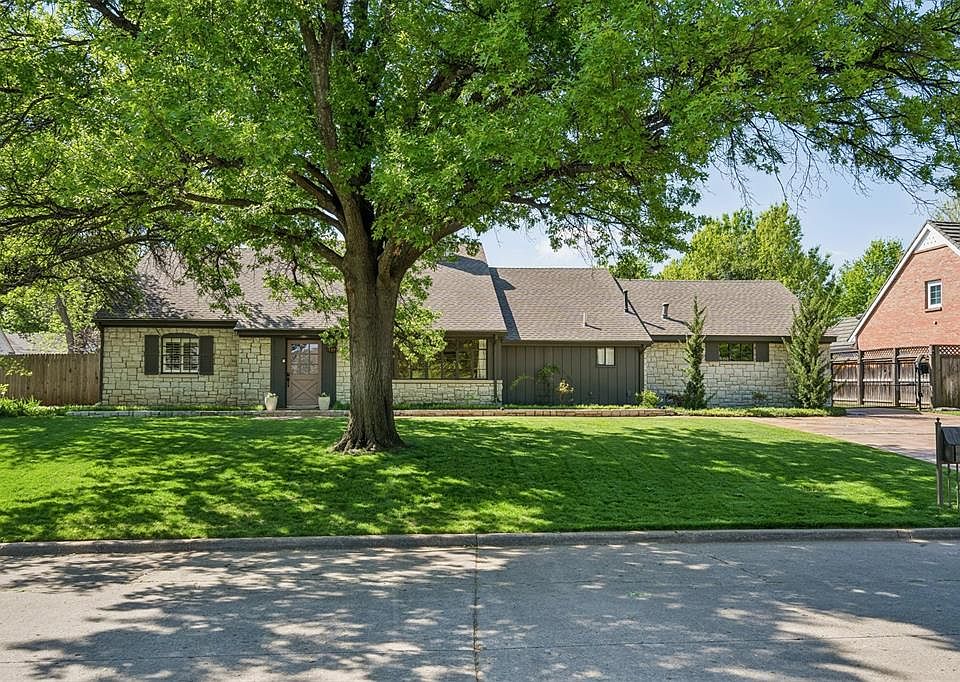 1st image of 3012 Red Oak Rd