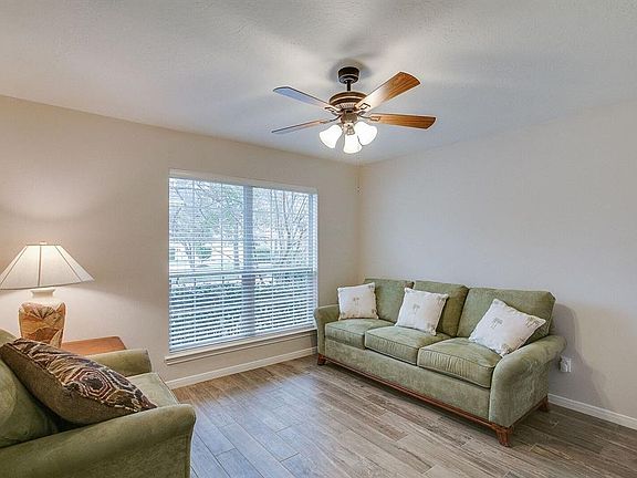 3rd image of 11408 Tidenhaven Ct