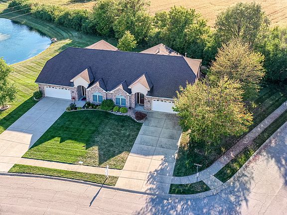 3rd image of 7850 Lascala Blvd