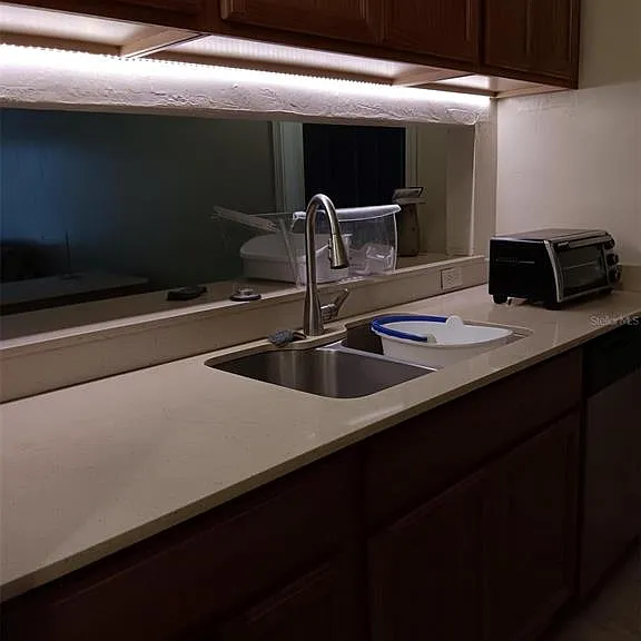 4000 SW 23rd St #4-308 — Photo 13