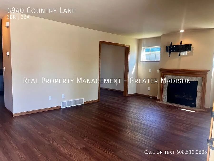 Charming House for Rent in Prime West Side Location — Photo 3