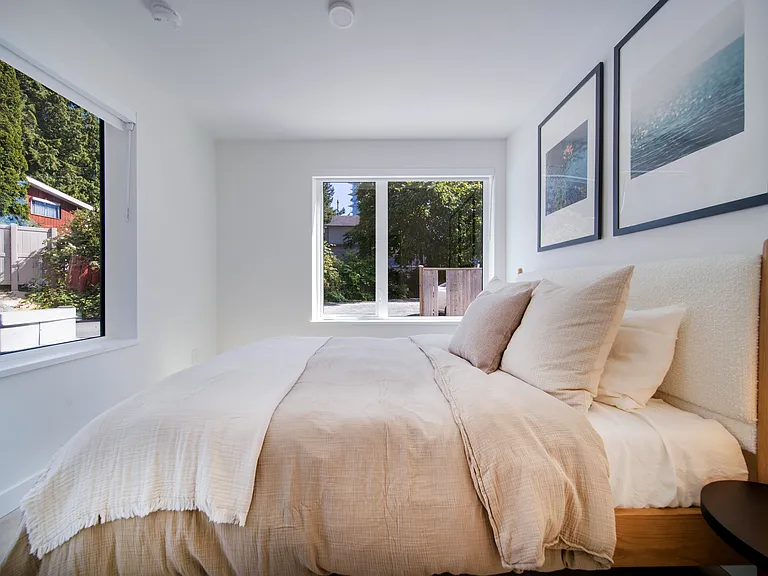 633 Gardena Dr — Photo 38