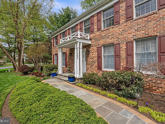 4th image of 17205 Blossom View Dr