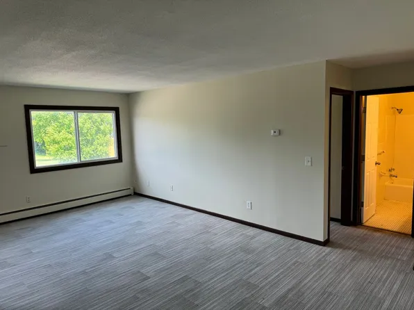 1315 Dowling Ave N, 1315 Dowling Ave N APT 309, Minneapolis, MN 55412