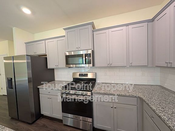 4th image of 7016 Wheyfield Dr