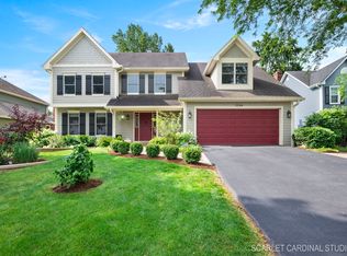 2206 Embden Ln, Wheaton, IL 60189