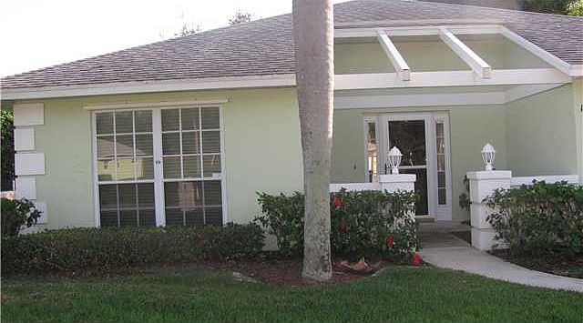 1st image of 107 Grove Isle Pl