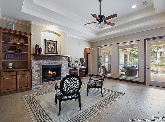 5th image of 423 Starlight Pass